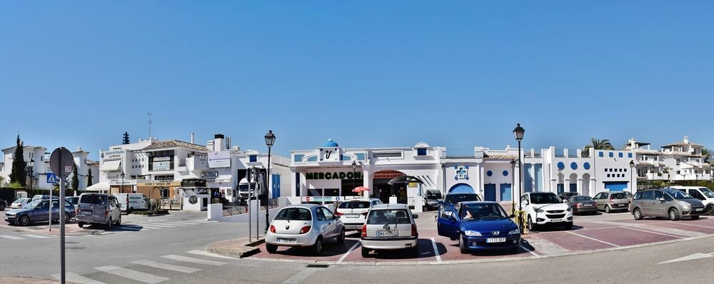 Apartamentos Y Casas Serinamar Marbella El Angel Exterior photo