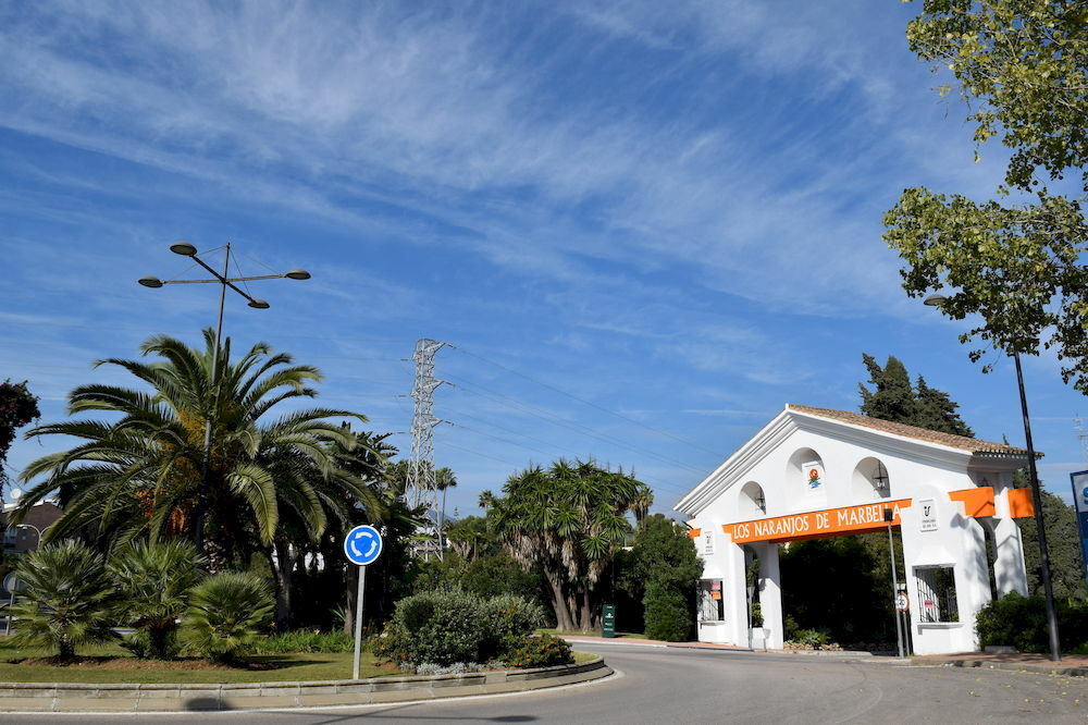 Apartamentos Y Casas Serinamar Marbella El Angel Exterior photo