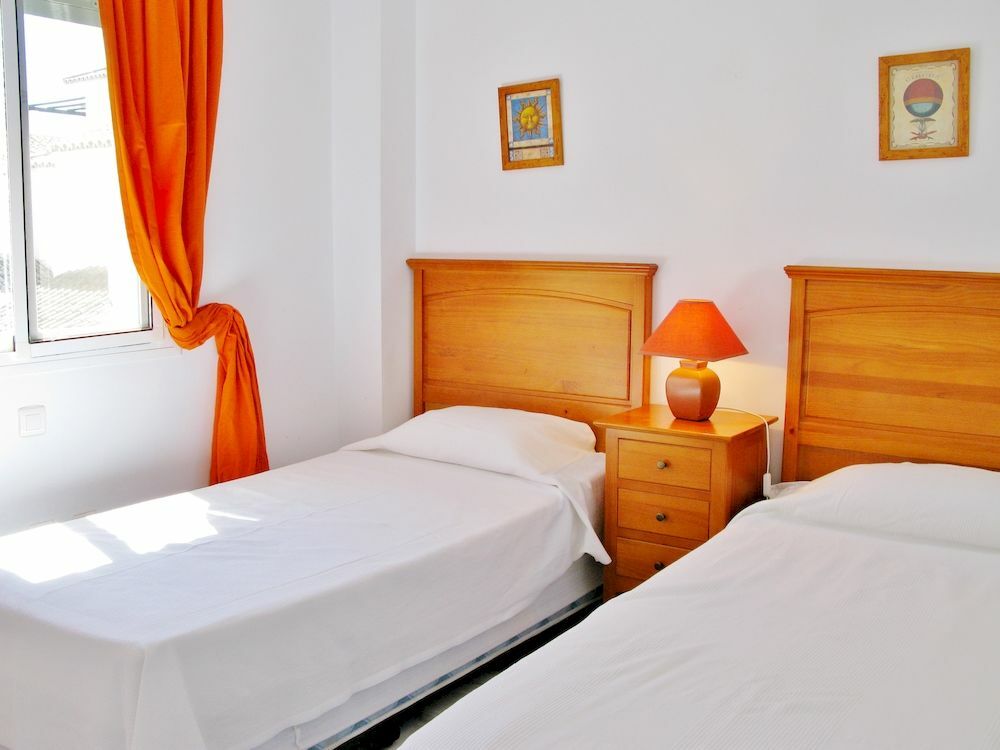 Apartamentos Y Casas Serinamar Marbella El Angel Exterior photo