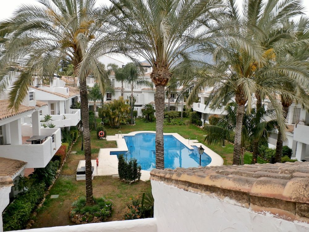 Apartamentos Y Casas Serinamar Marbella El Angel Exterior photo