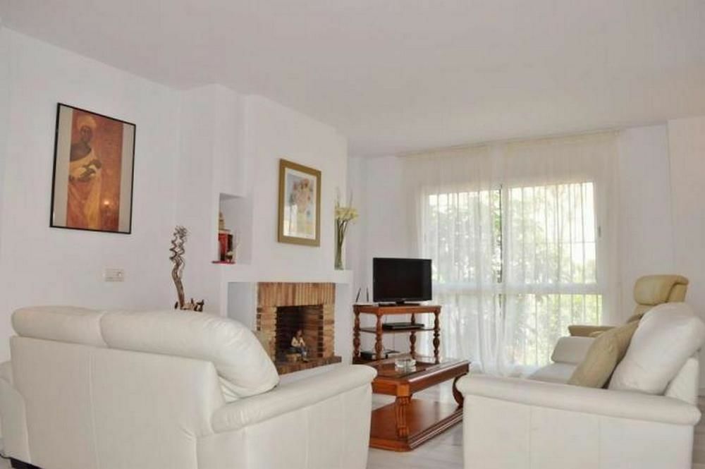 Apartamentos Y Casas Serinamar Marbella El Angel Exterior photo
